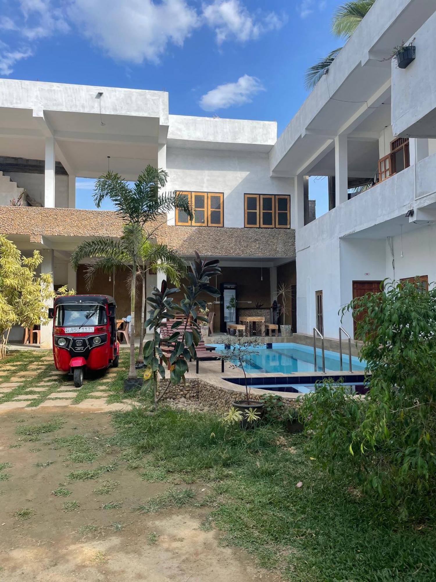 Share Safari Family Bungalow Uda Walawe Extérieur photo